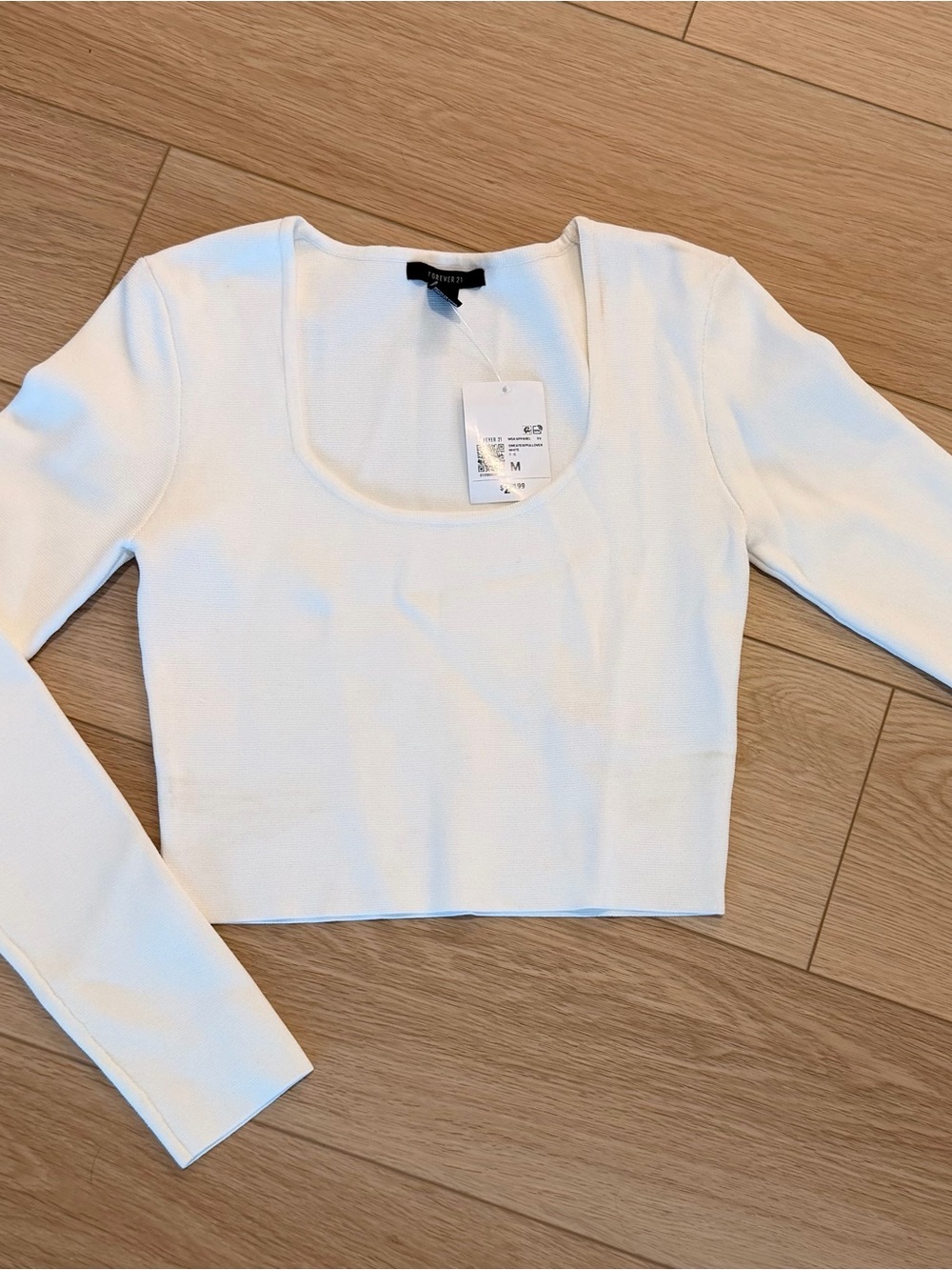 Forever 21 White Scoop Neck Cropped Long-Sleeve Top
